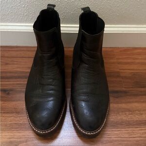 Caslon leather chelsea boot size 9